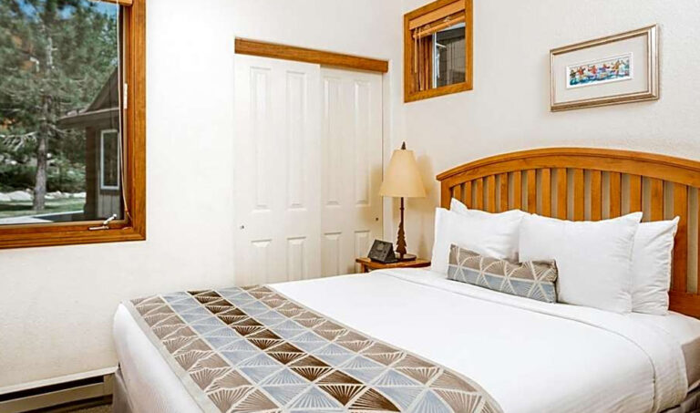 Juniper Springs Resort / Mammoth